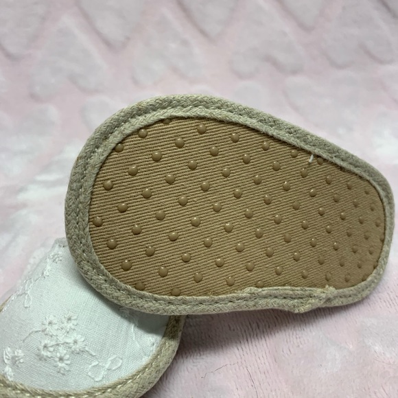 💕Eyelet D'Orsay Espadrilles for Baby💕 - Picture 5 of 7